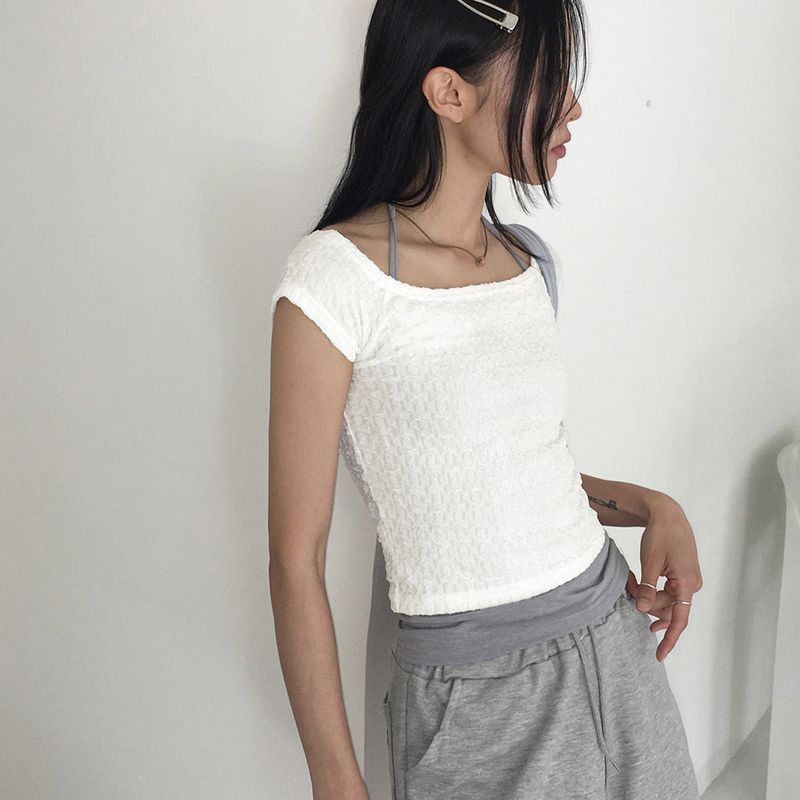 WONDER WONDER(ワンダーワンダー)の「Dejen embossed off-shoulder short sleeve tank top T-shirt(Tops)」