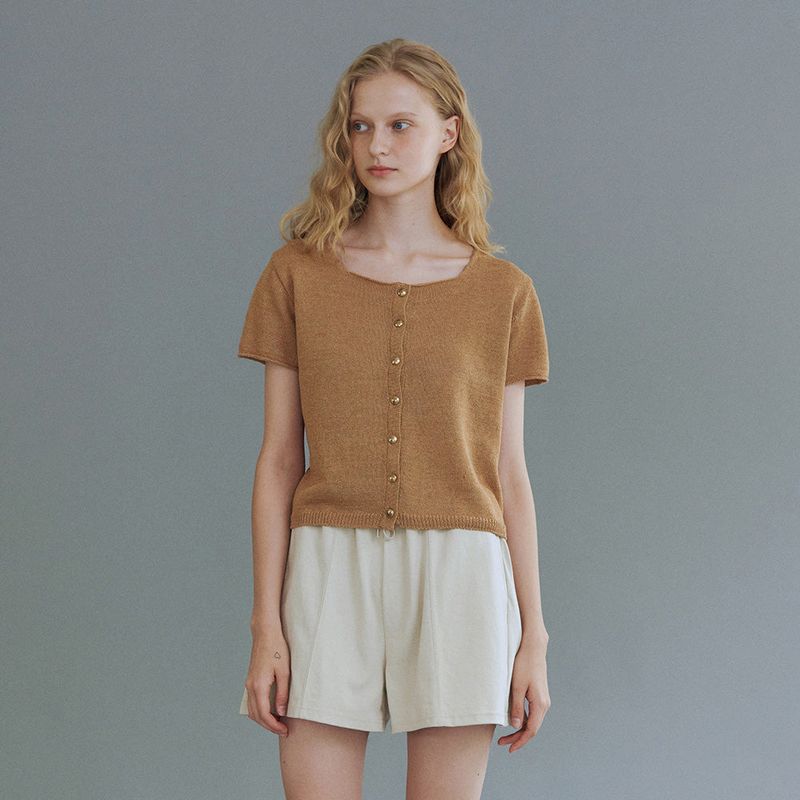 Square half cardigan