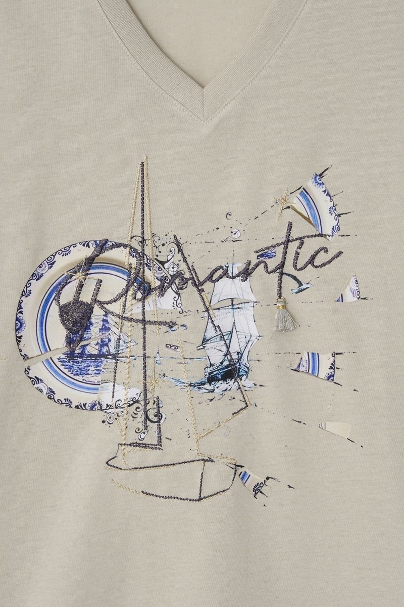 GALAXY V-NECK T-SHIRT_LIGHT BEIGE
