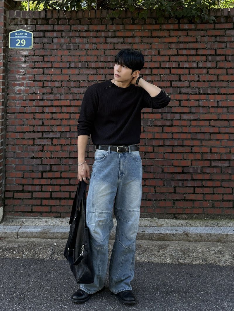 Waffle diagonal button crop long-sleeve t-shirt