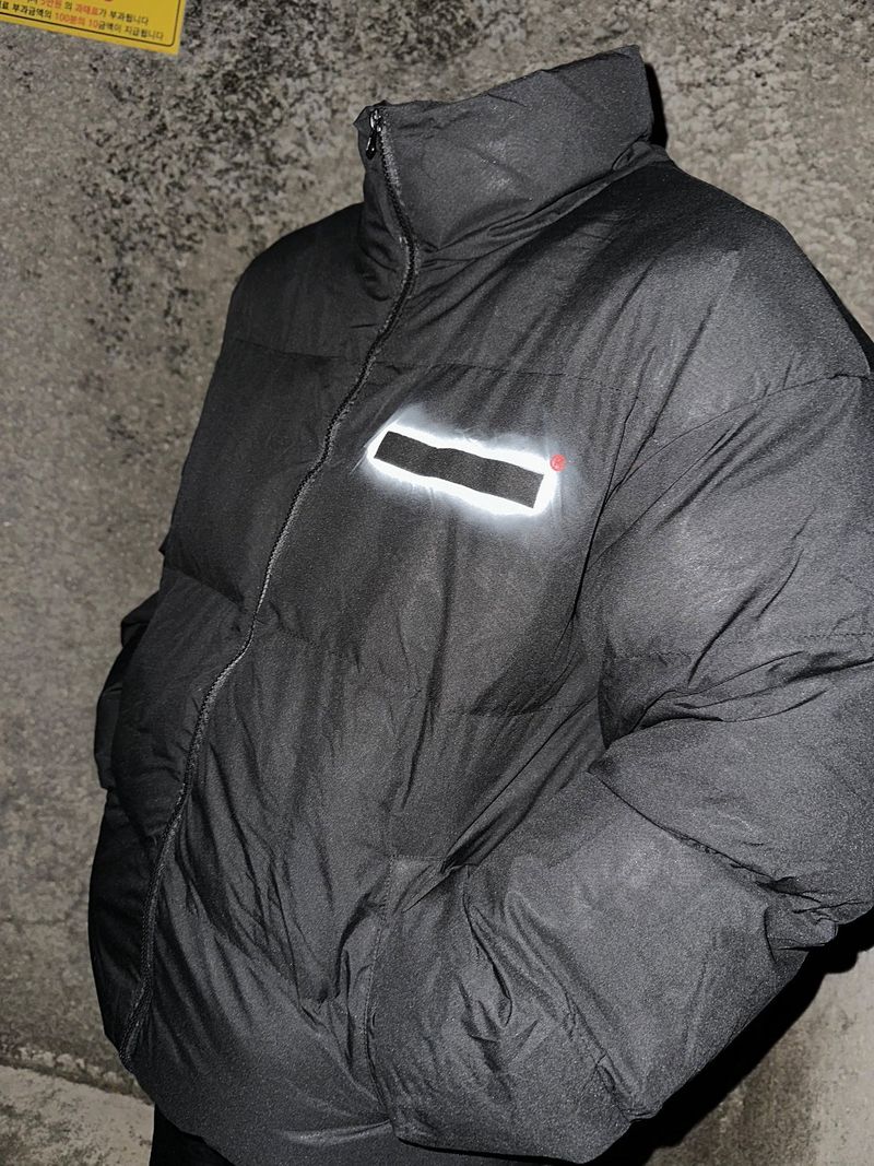 BBD Empty Sprayed Logo Padding Jacket (Black)