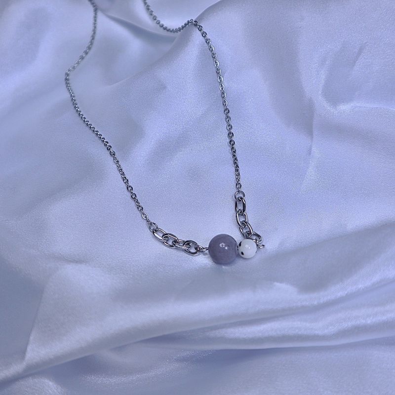 Black Dalmatian pattern gravel gemstone necklace
