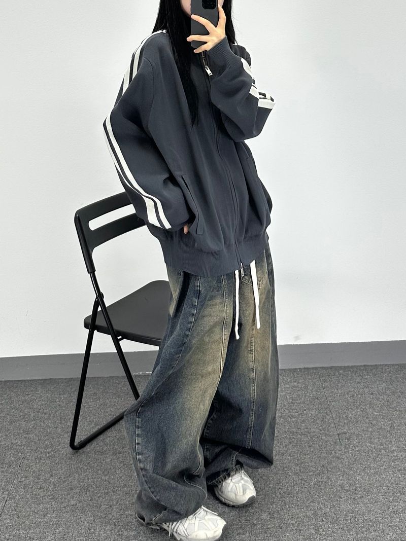 sand track knit zip-up