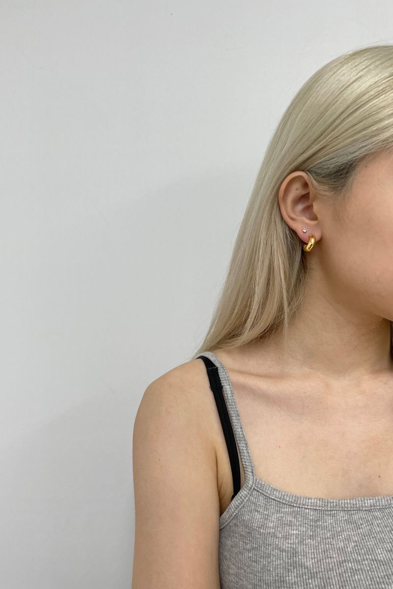no.23 earring gold small