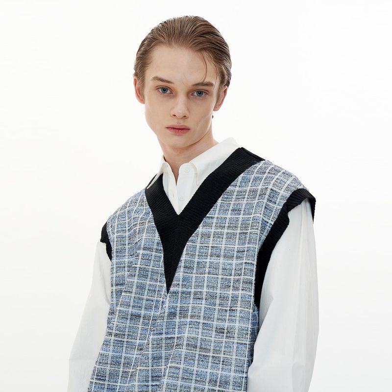 OTHER-worldly（アザーワールドリー）の「Cutting Point Vest [Blue Tweed]（Tops）」