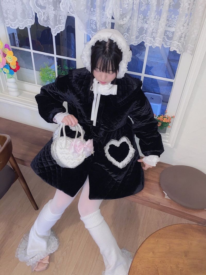 Lovable Velvet Quilted Padded Coat ( Black )