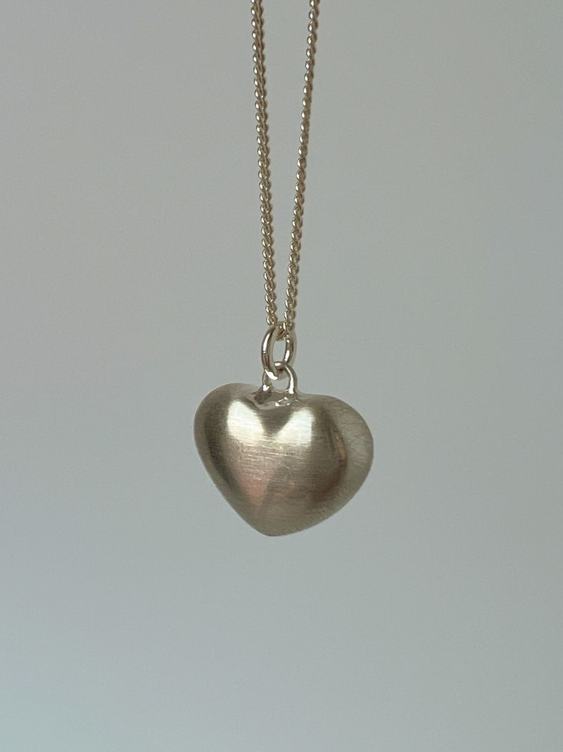 Glowing necklace (silver)