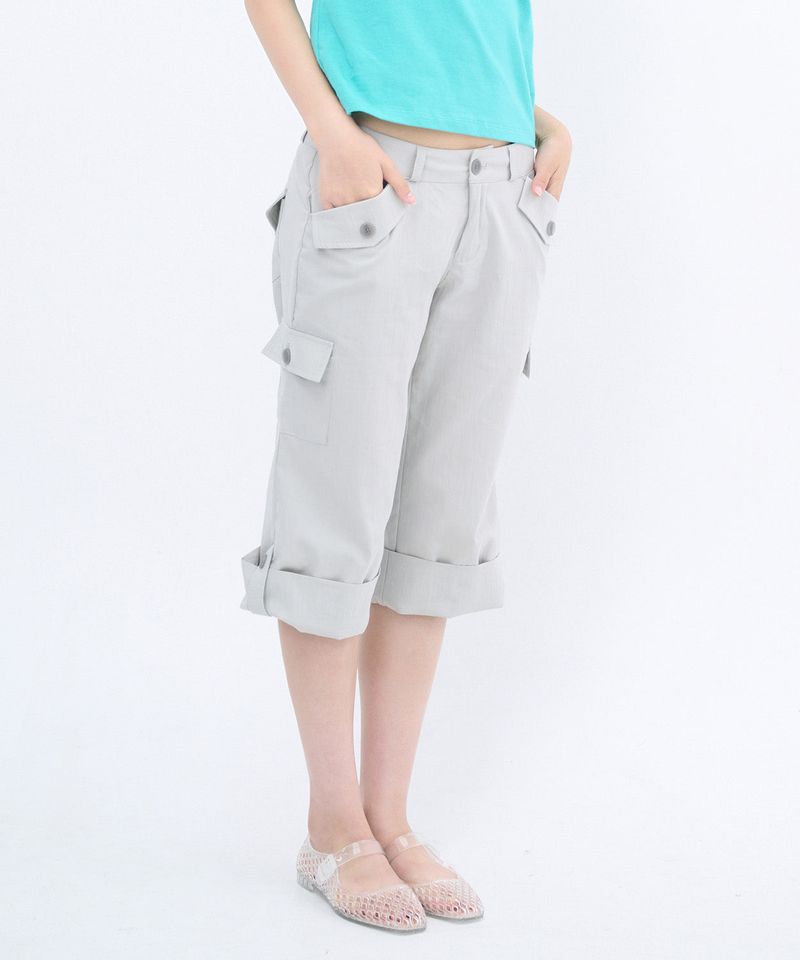 ITZAVIBE（イッザバイブ）の「STRAP POINT CAPRI PANTS - LIGHT GRAY（Pants）」