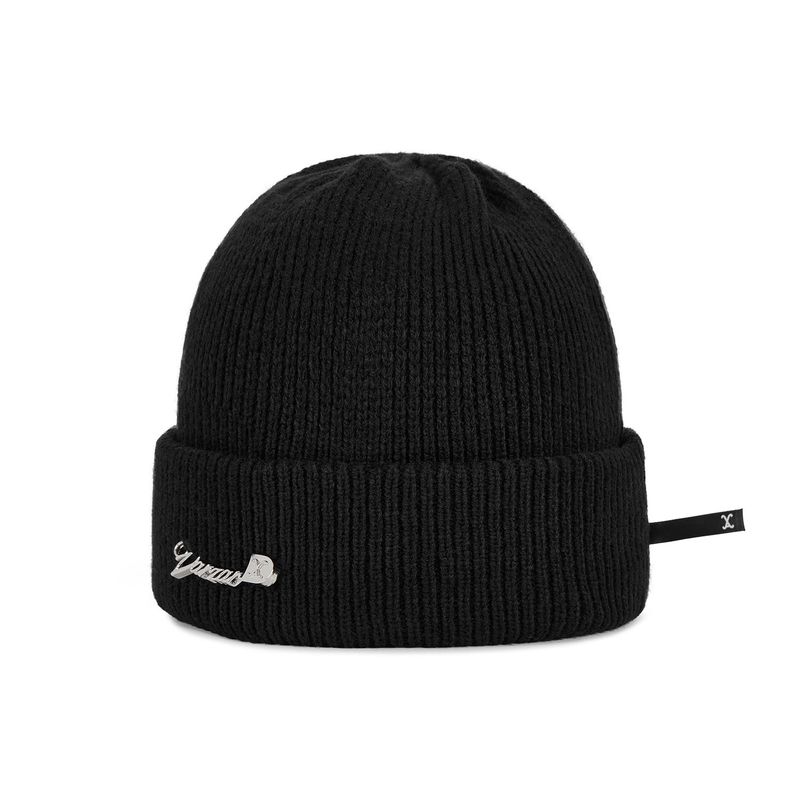 VARZAR Safety Pin Beanie / Black