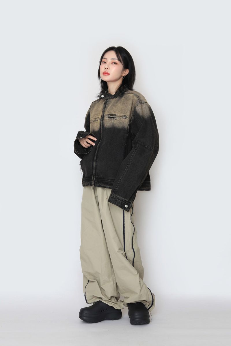 Gradation denim jacket