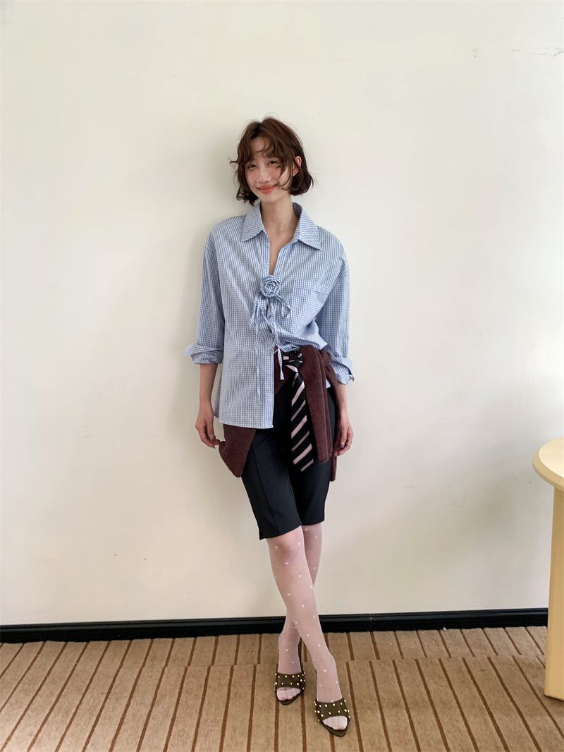 French Corsage Shirring Flower Tie Loose-Fit Check Shirt