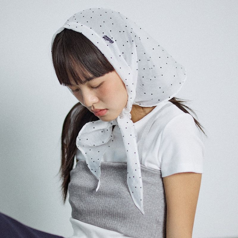 Dot pattern scarf_ivory
