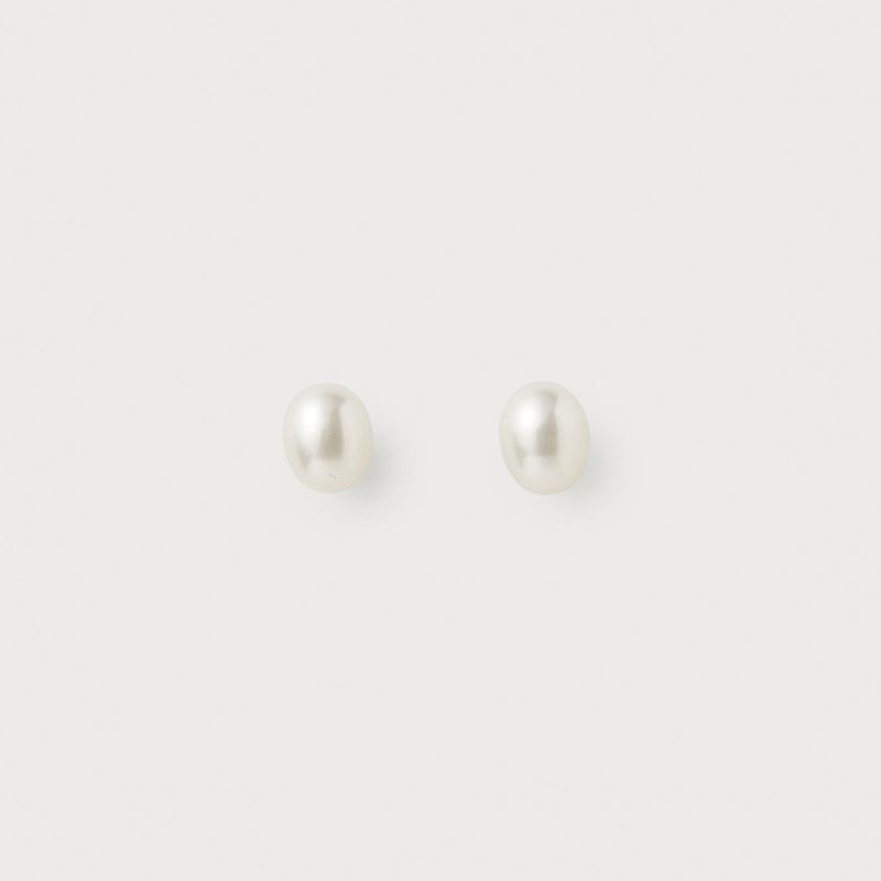 PEARLSONATE(パーソネイト)の「Oval Pearl Earrings, Medium(Accessories)」