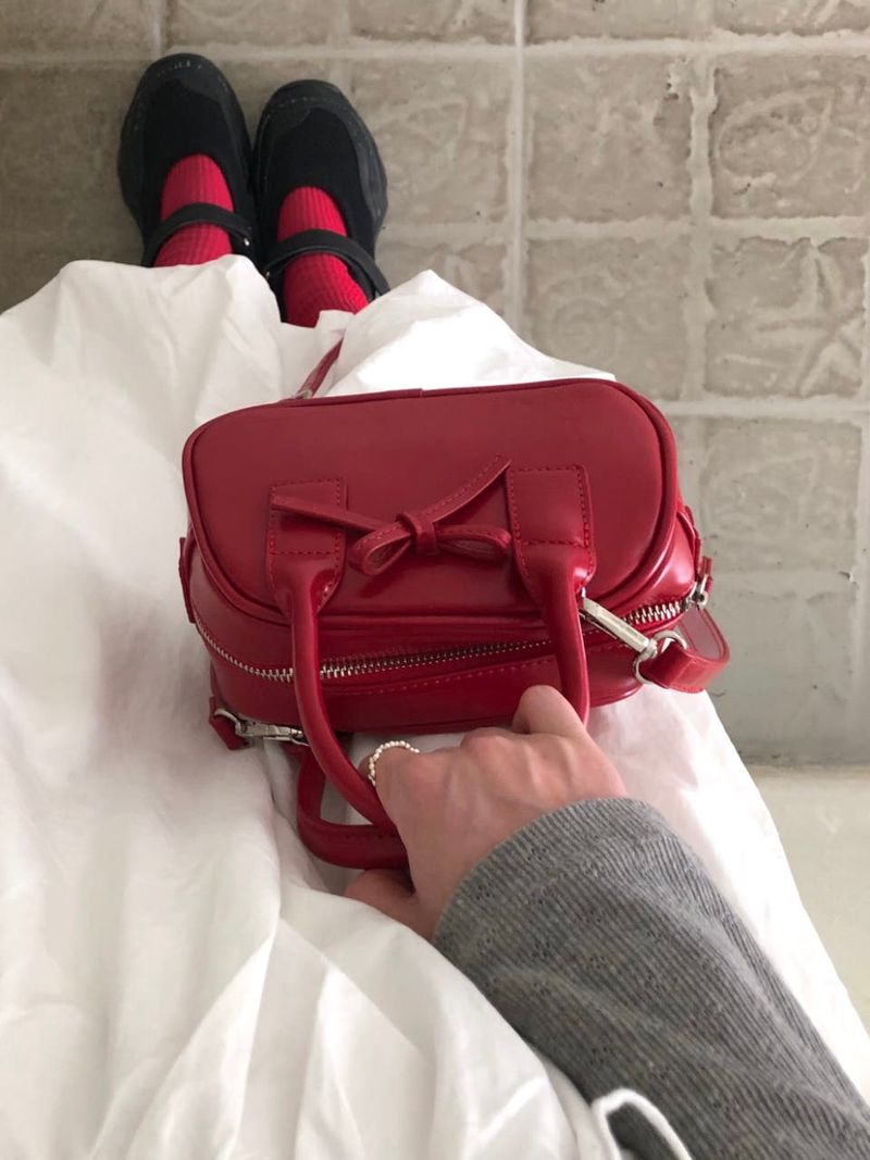 moroi(モロイ)の「Red Ribbon Mini Bag(Bags)」
