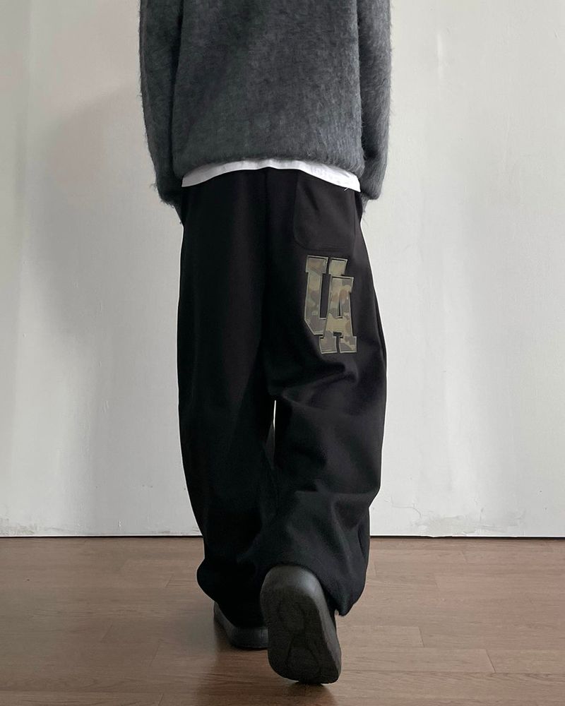 UA Patch Bonded Sweatpants