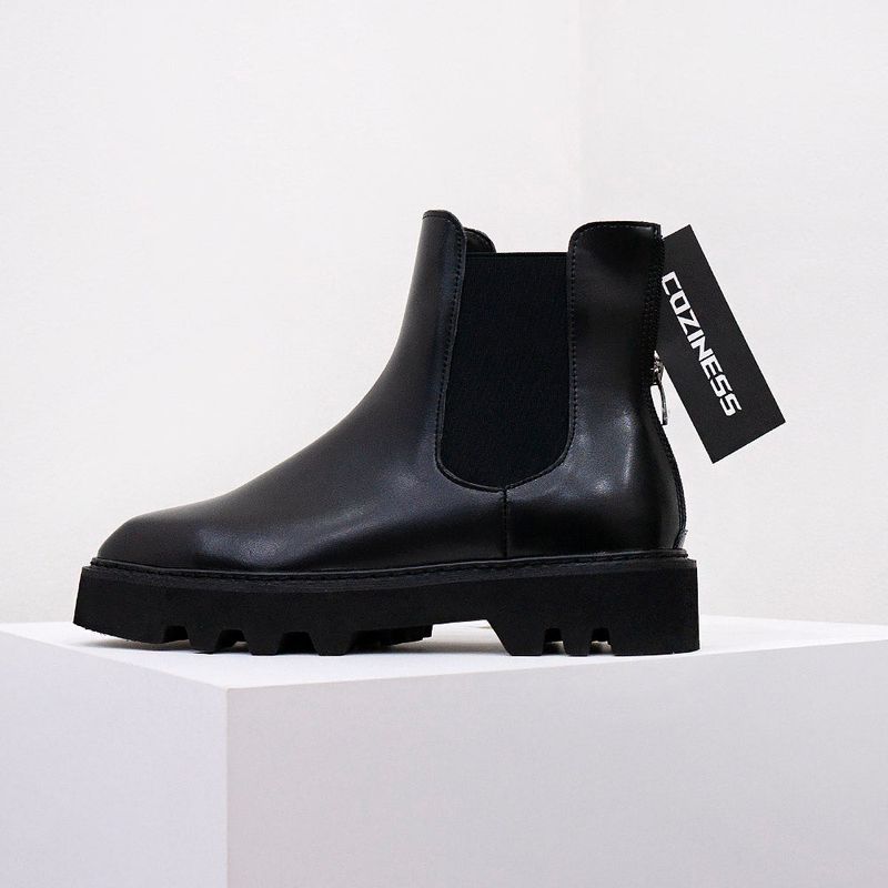 COZINESS（コジネス）の「4cm up Cowhide Squareto Chelsea Boots（Shoes）」