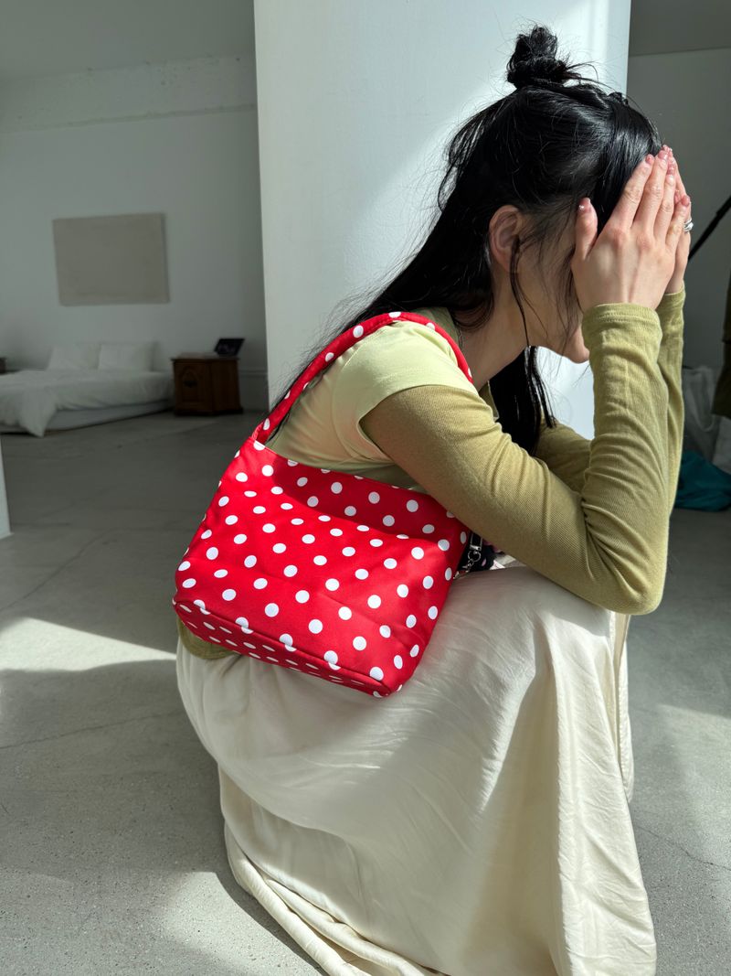 Square dot bag (red)