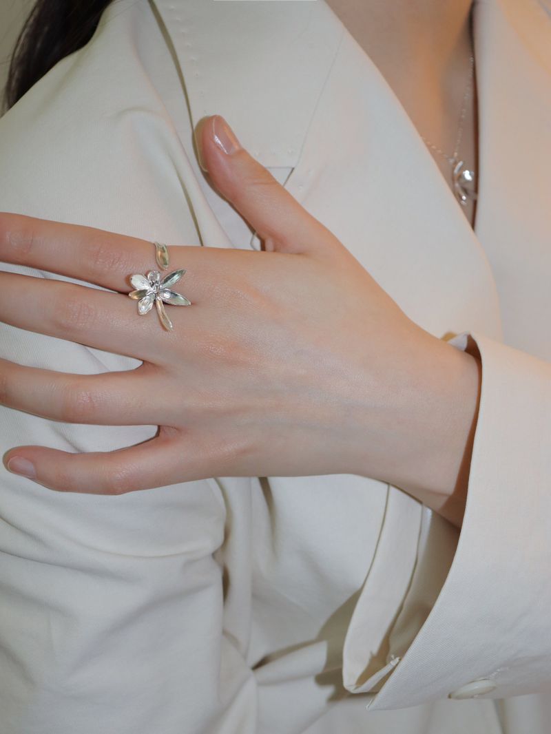 FLOWER RING