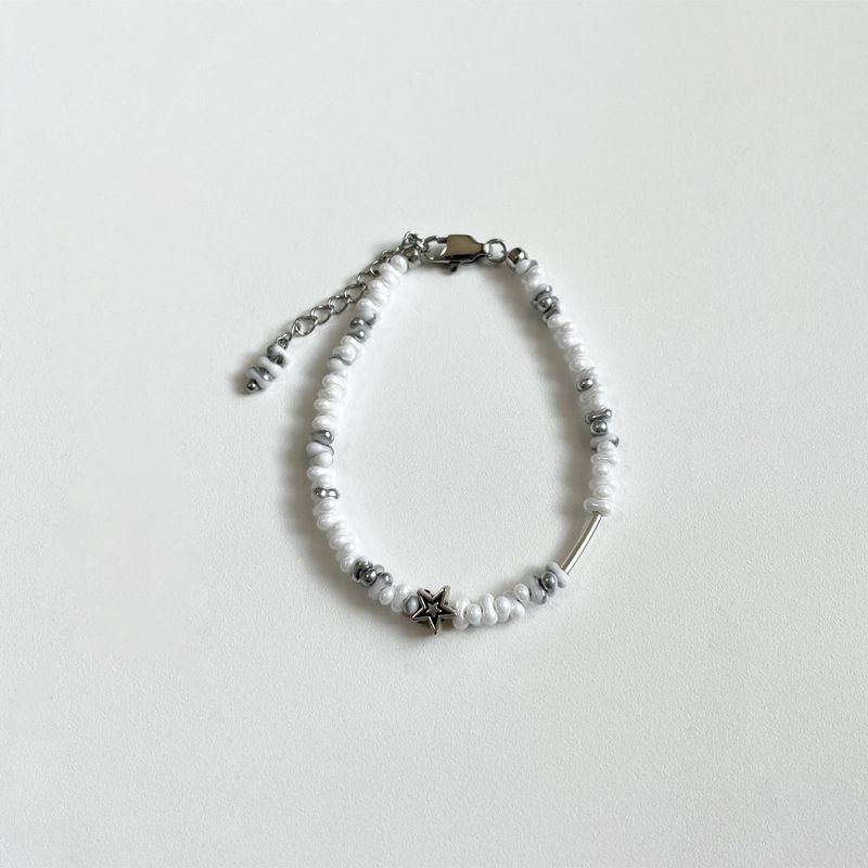 equope(エクァウプ)の「pebble silver bar bracelet(Accessories)」