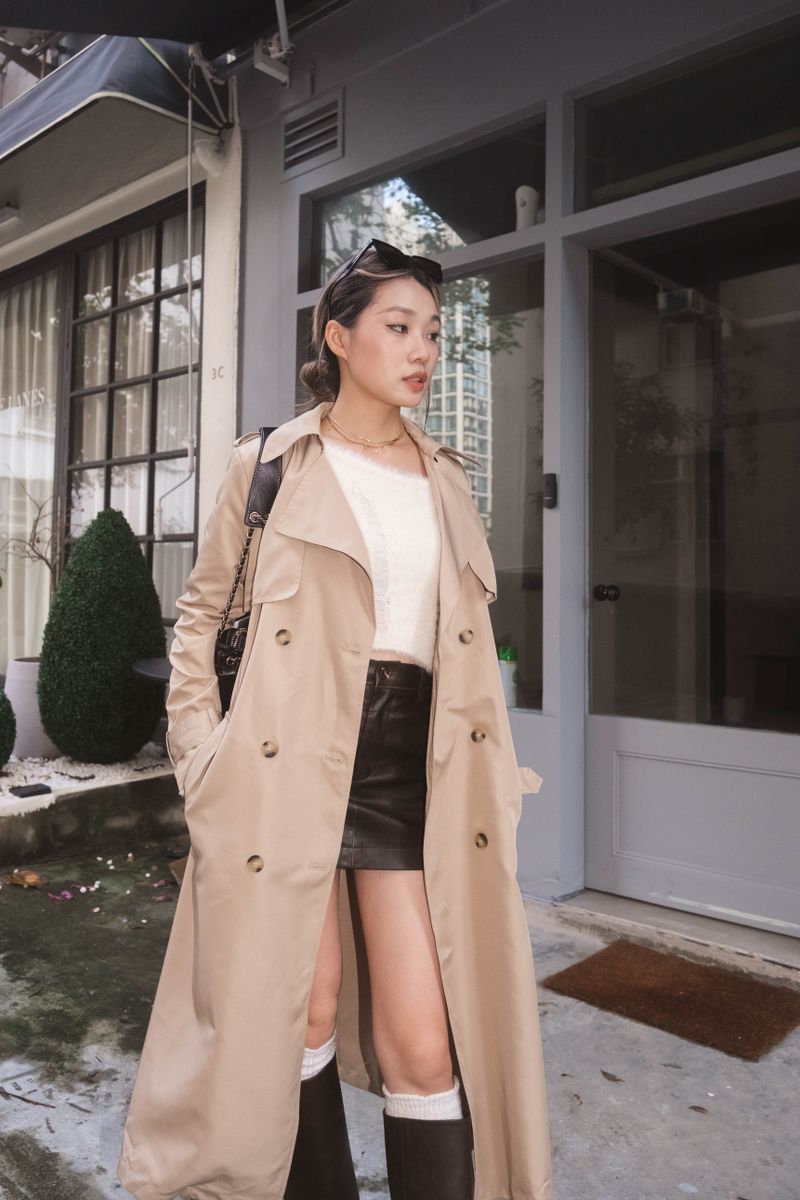  The Signature Trench Coat Classy