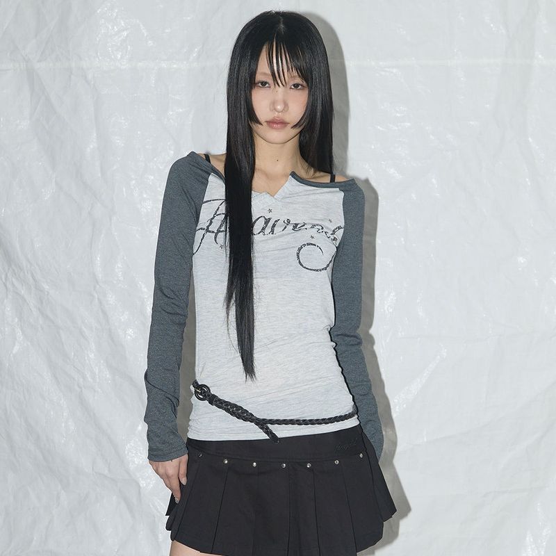 FANCY CLUB（ファンシークラブ）の「Heavenly Off-Shoulder Long Sleeve (Charcoal) F25QB084（Tops）」