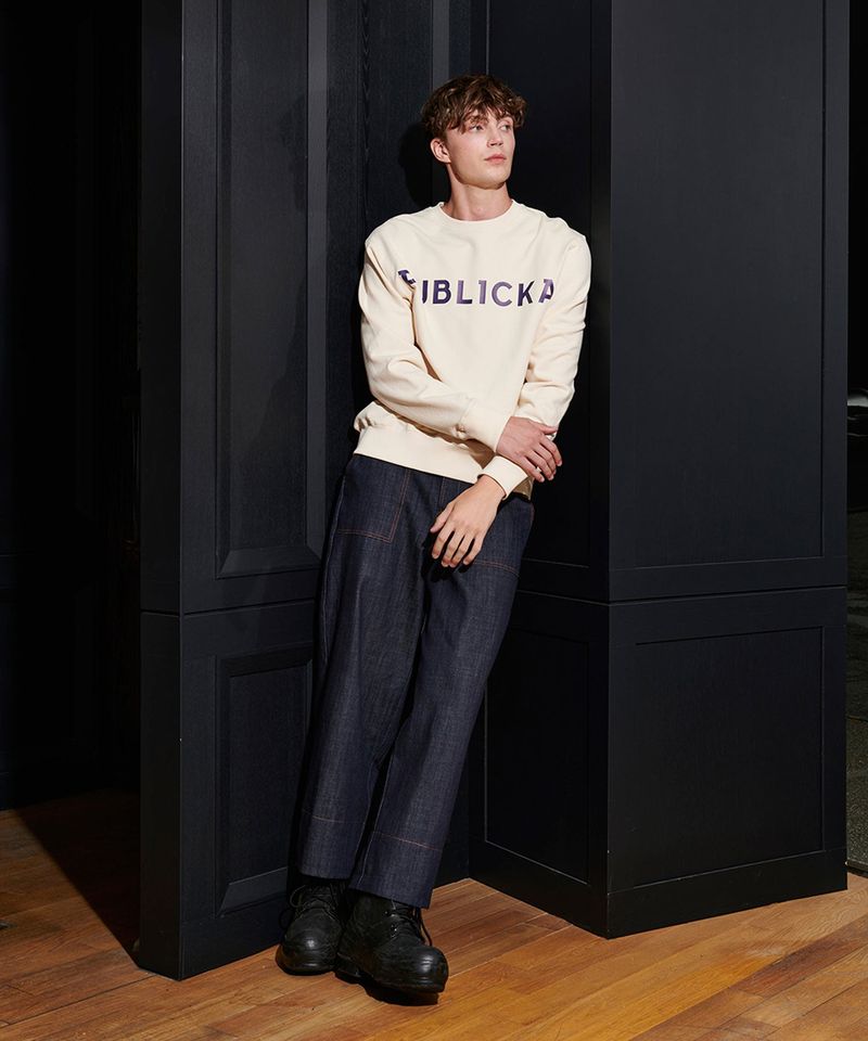 [UNISEX]PUBLICKA LOGO SWEATSHIRT_IVORY