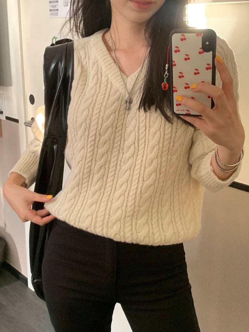 [MADE] Hi-mi alpaca twisted V-knit