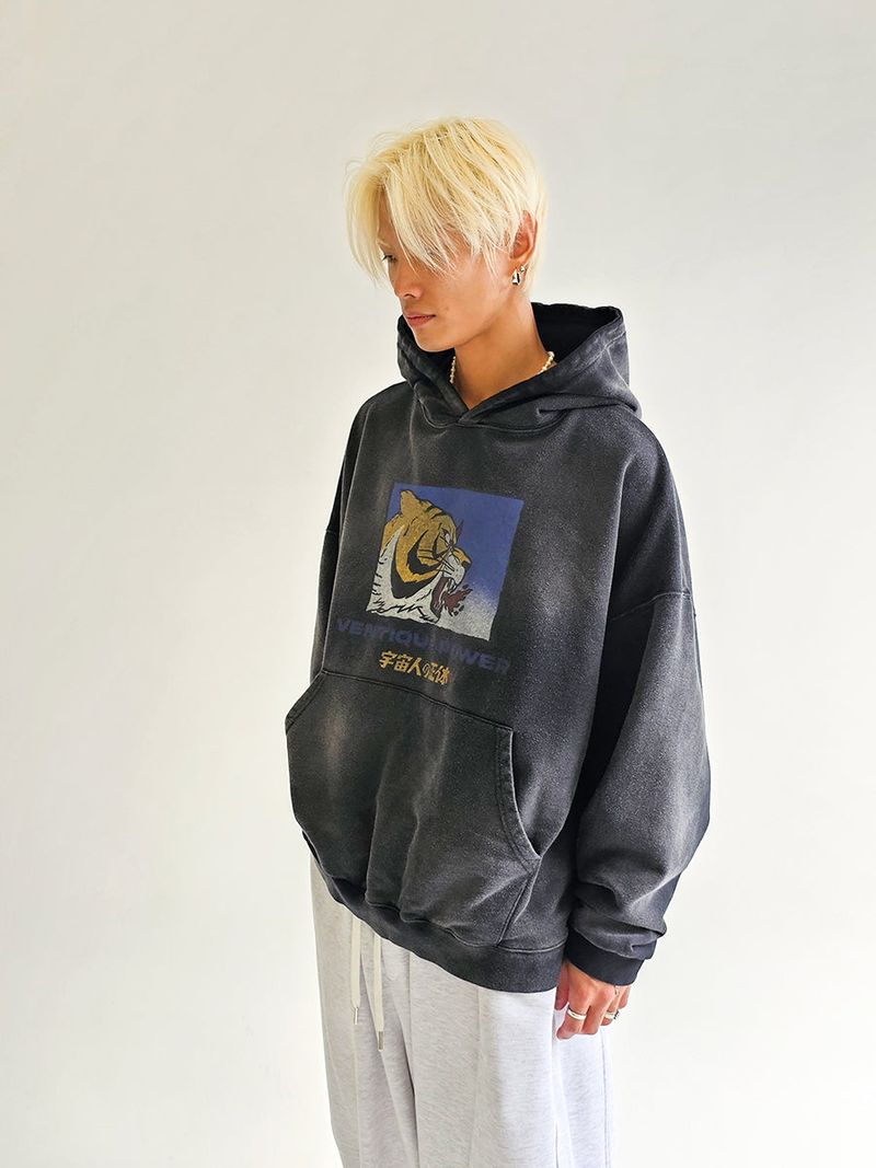 VENTIQUE（ベンティーク）の「VENTIQUE Washing Nipon Tiger hoodie 1colors（Tops）」