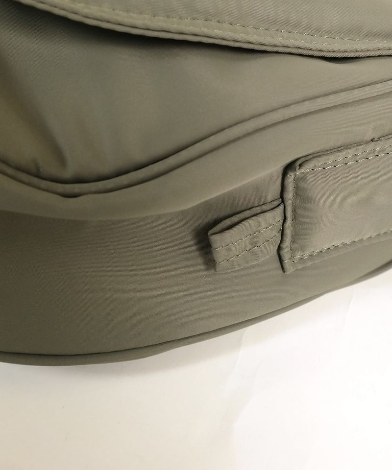 semicircle khaki