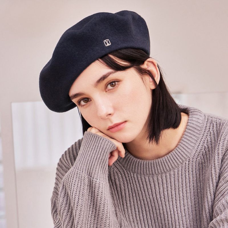 VA Square Stud Wool Beret / Gray