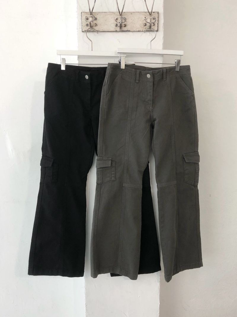 Low cargo bootcut pants