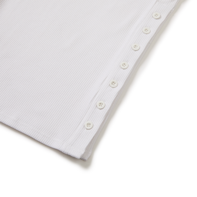 LOGO SIDE BUTTON TEE