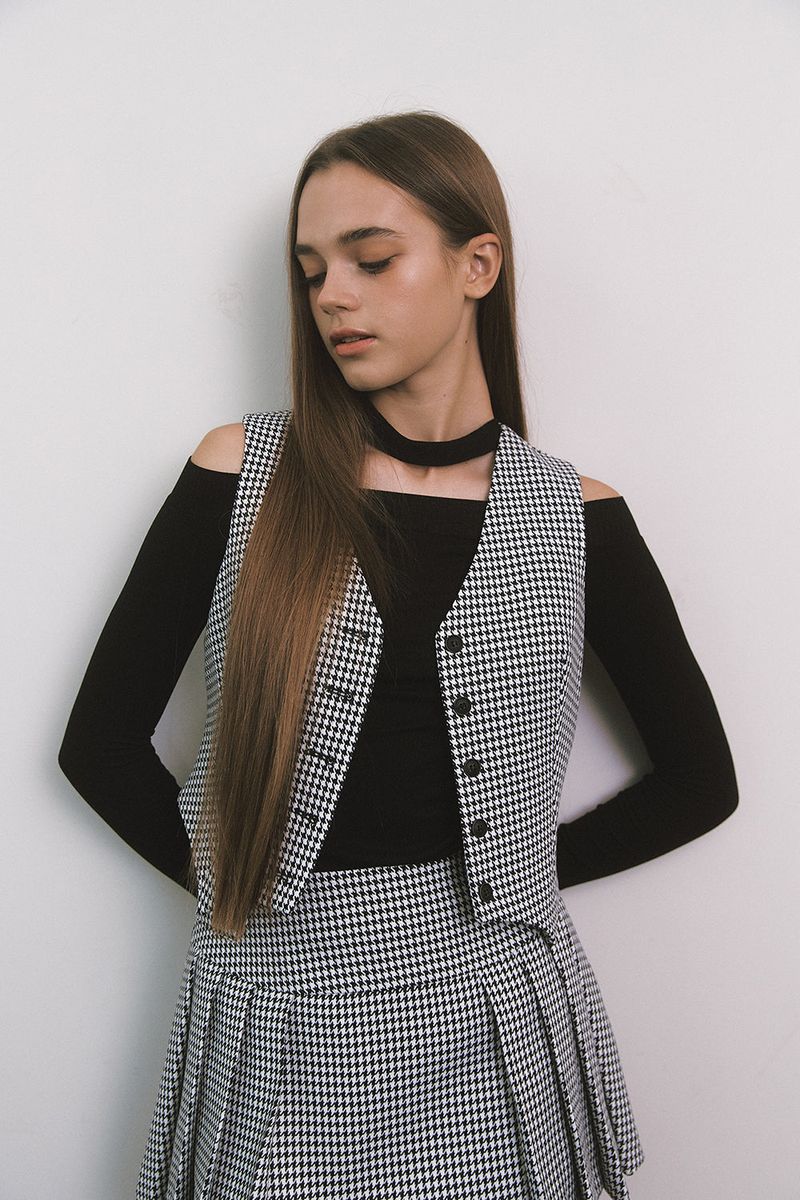 Hound Tooth Pattern Vest