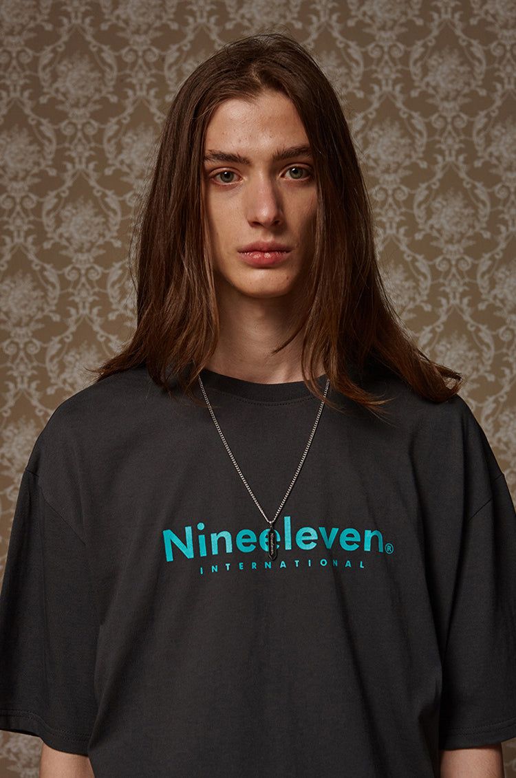 Basic logo tee