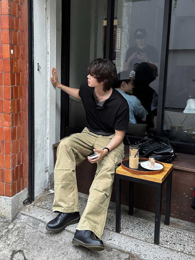 lemenne（ルメンヌ）の「LMN Crack Washing Parasuit Cargo Pants (3 colors)（Pants）」