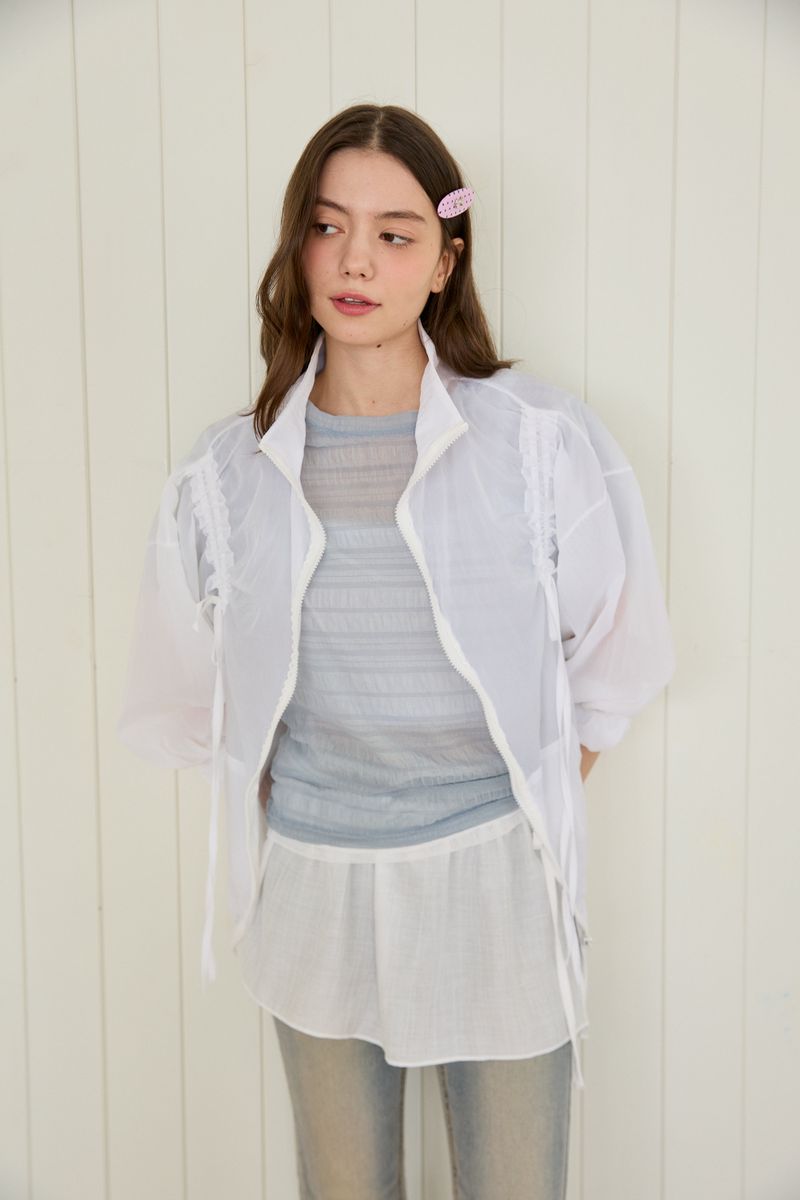 BLOSSOM STRING WIND BREAKER