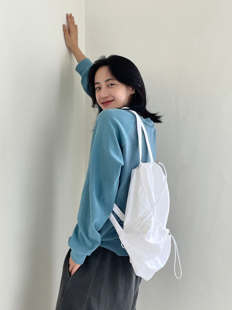 Peanut nylon spring backpack