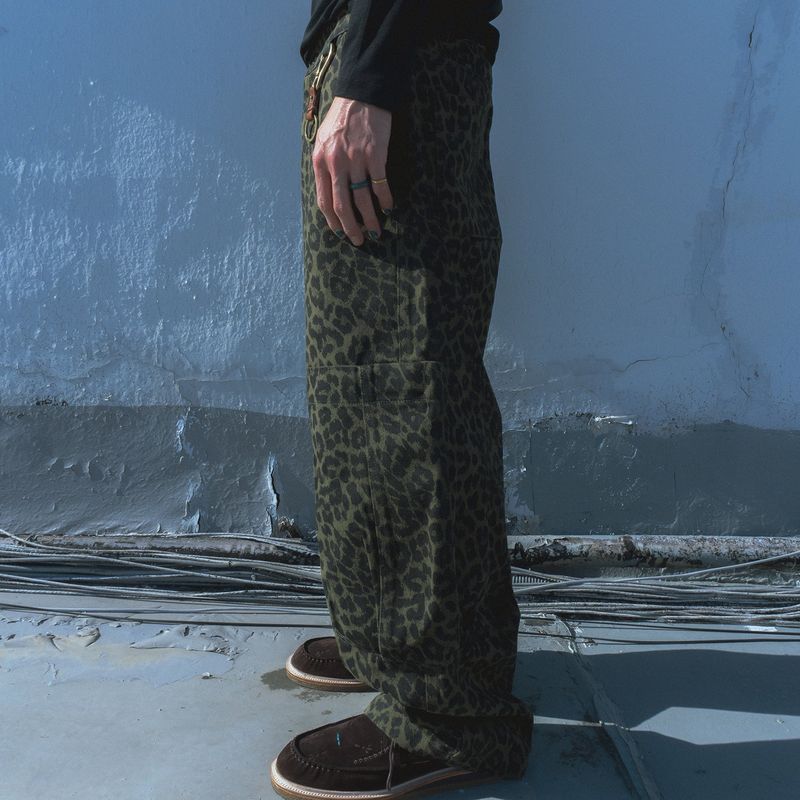 Lumping cargo pants / Leopard khaki