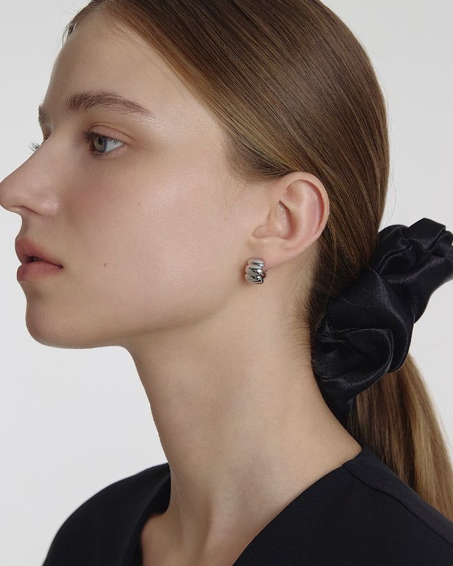 hyeres lor（イエール・ロール）の「26SS★ Ice Cushion (W) Wide One-Touch Earrings（Accessories）」