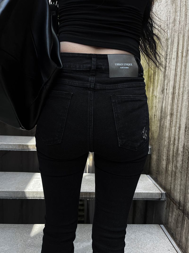 black zipper bootcut denim