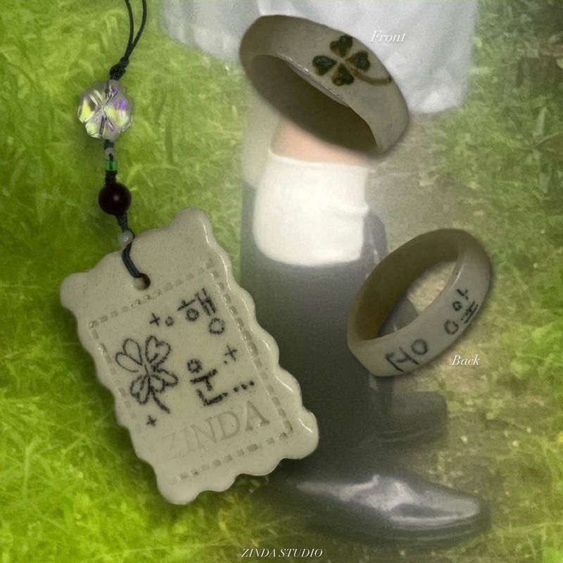 ZINDA STUDIO（ジンダスタジオ）の「[ZINDA STUDIO] ラッキーキーホルダー（アクセサリー）」