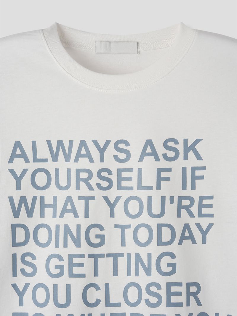 Graphic color matching roll-up T-shirt