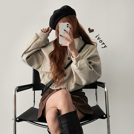 hijjoo（ハイチュー）の「ソッピークロップドハイネックジャケット（ジャケット/アウター）」
