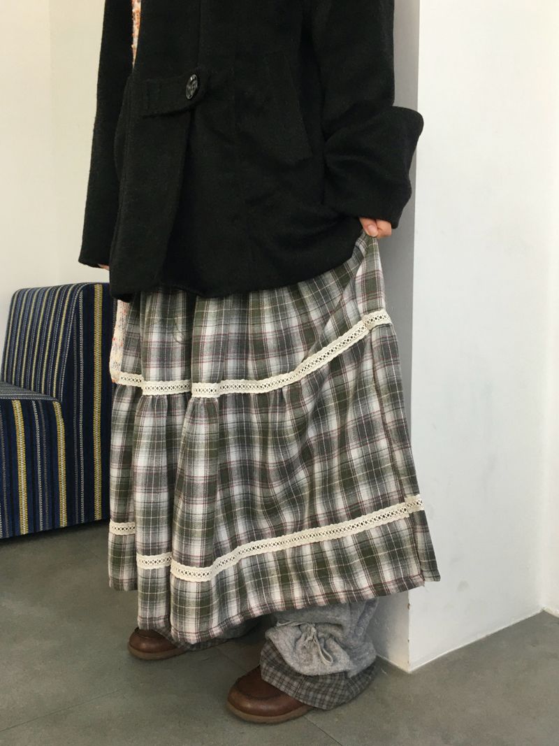 Balmacaan hood coat