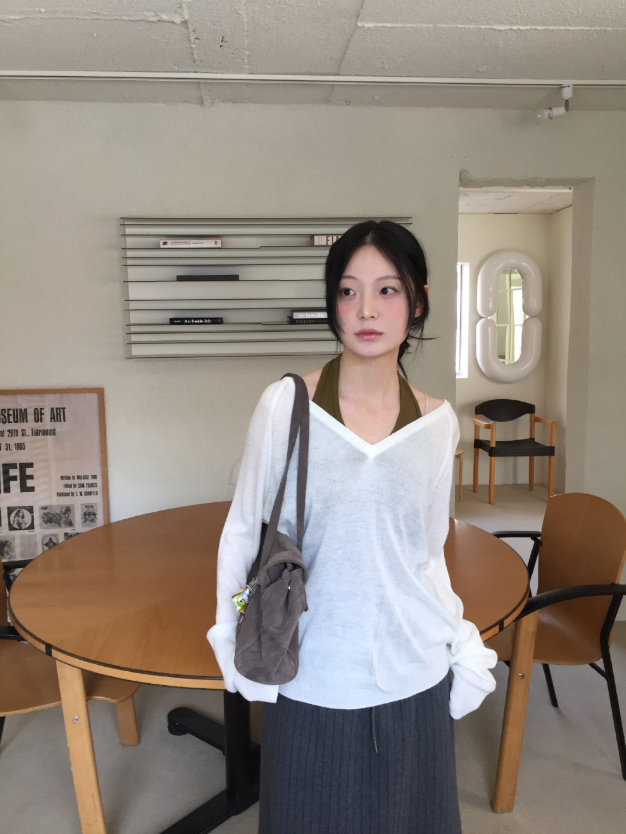 howu（ハウユ）の「ナッティングルーズフィットカラーヤンブイニット（ivory）（Tops）」