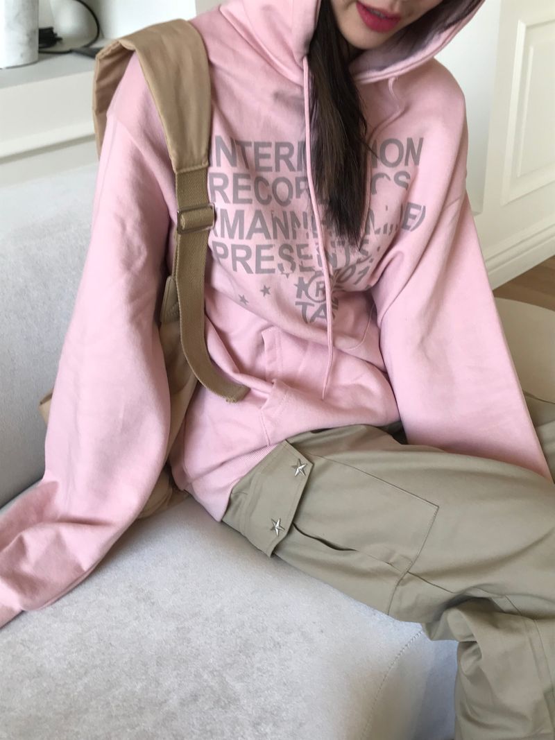 Poppy lettering hood T