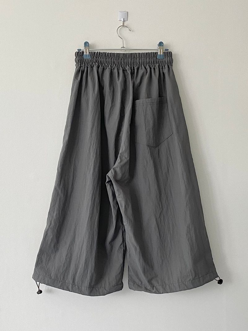 Capri wide string pants