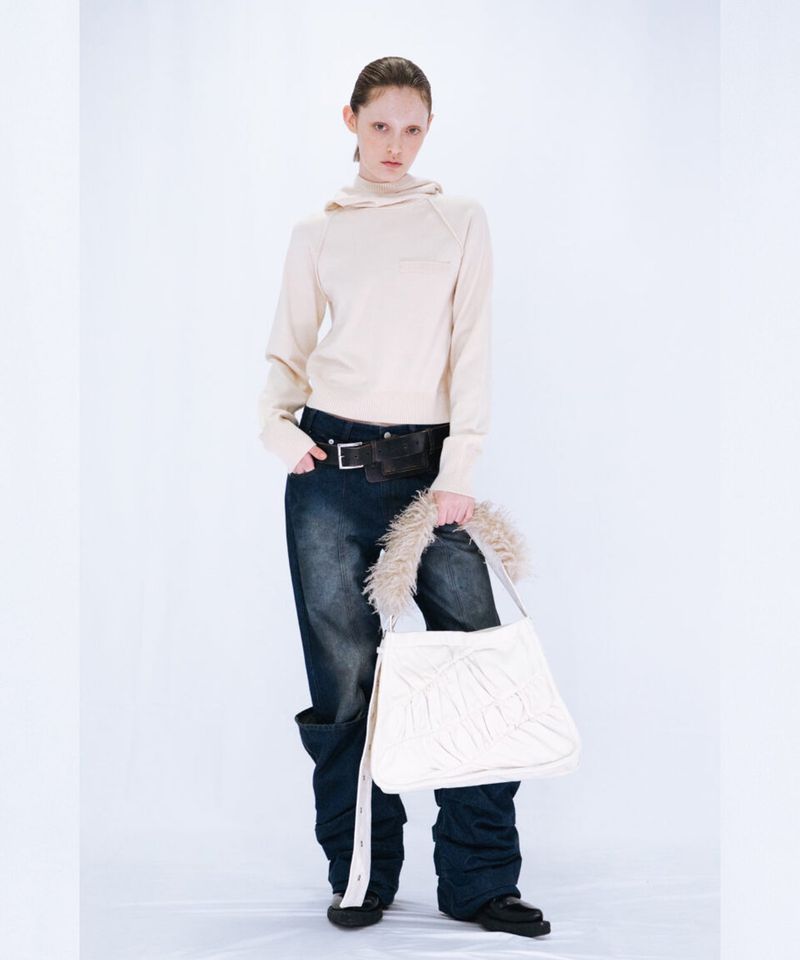 KNIT HOODIE TOP
