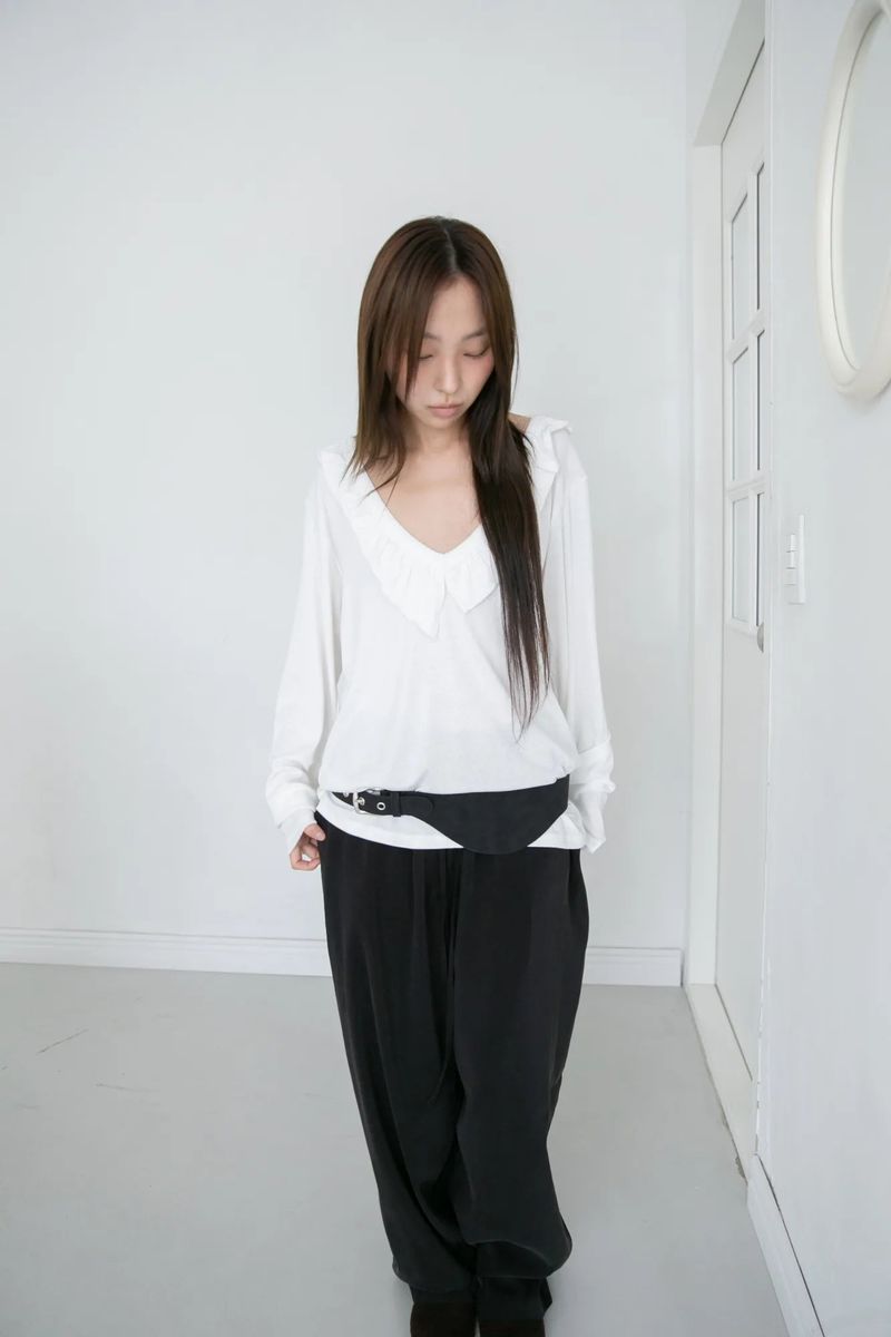 ruffle v-neck loose top(3colors)