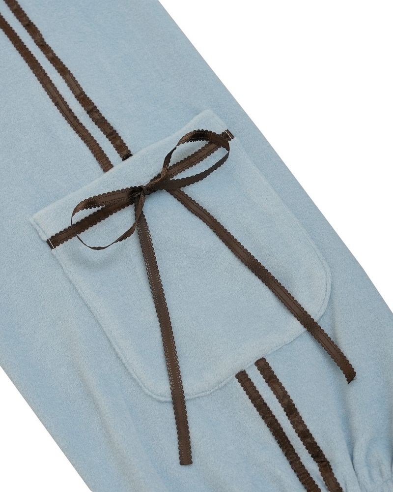 Ribbon tape fleece pants / sky